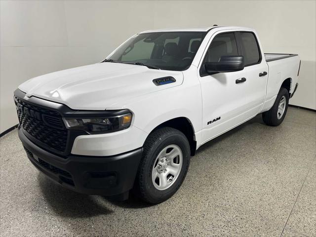 2025 RAM Ram 1500 RAM 1500 TRADESMAN QUAD CAB 4X4 64 BOX