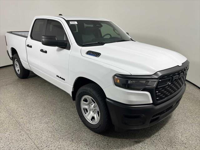 2025 RAM Ram 1500 RAM 1500 TRADESMAN QUAD CAB 4X4 64 BOX