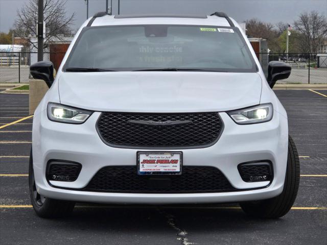 2025 Chrysler Pacifica PACIFICA LIMITED