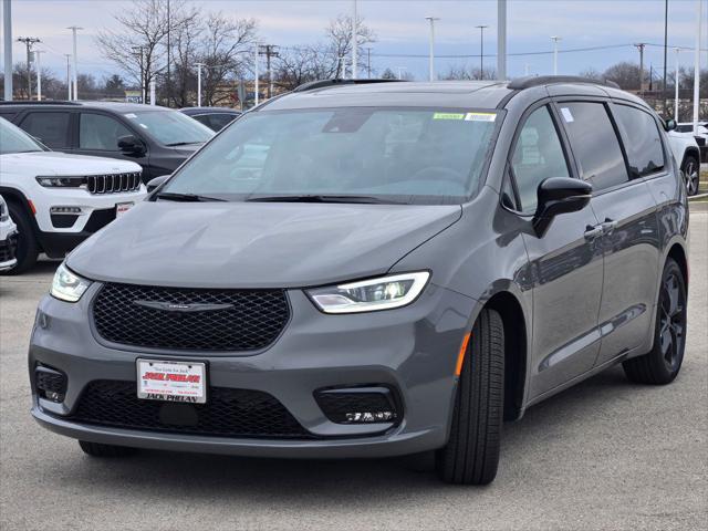 2025 Chrysler Pacifica PACIFICA LIMITED