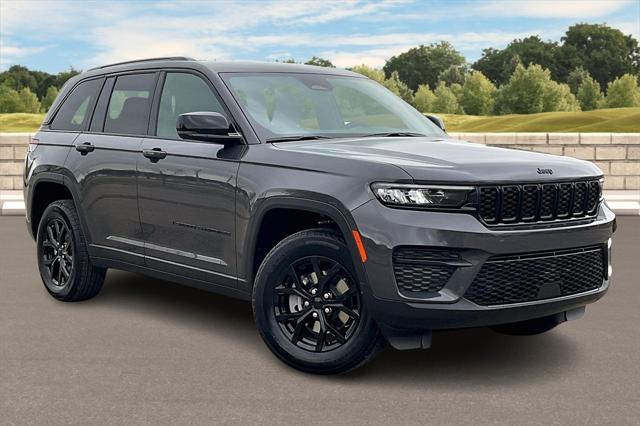 2025 Jeep Grand Cherokee GRAND CHEROKEE ALTITUDE 4X4
