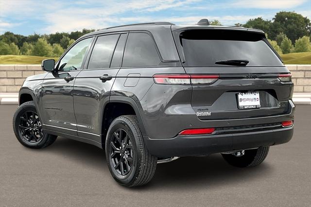2025 Jeep Grand Cherokee GRAND CHEROKEE ALTITUDE 4X4