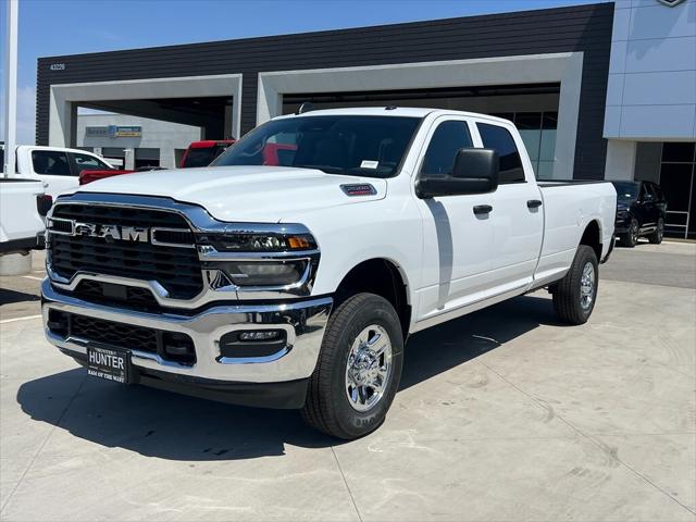 2025 RAM Ram 2500 RAM 2500 TRADESMAN CREW CAB 4X4 8 BOX