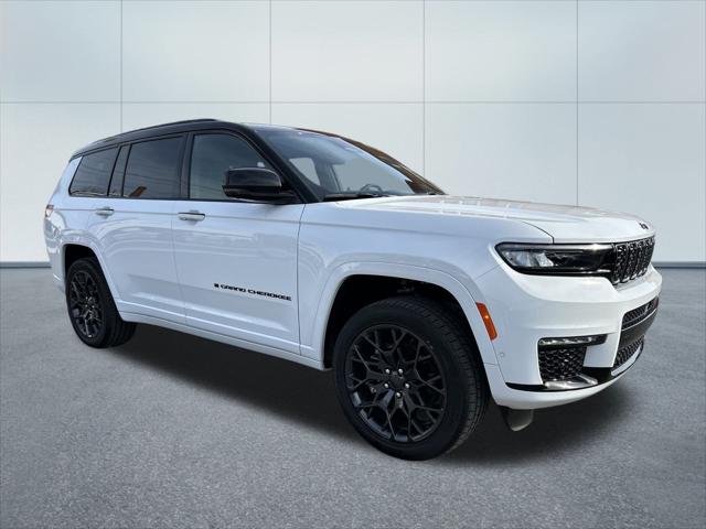 2025 Jeep Grand Cherokee GRAND CHEROKEE L SUMMIT RESERVE 4X4