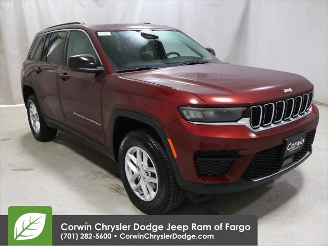 2025 Jeep Grand Cherokee GRAND CHEROKEE LAREDO X 4X4
