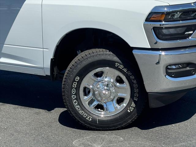 2025 RAM Ram 2500 RAM 2500 TRADESMAN CREW CAB 4X4 8 BOX