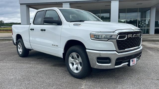 2025 RAM Ram 1500 RAM 1500 TRADESMAN QUAD CAB 4X4 64 BOX