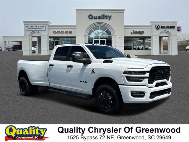 2025 RAM Ram 3500 RAM 3500 BIG HORN CREW CAB 4X2 8 BOX