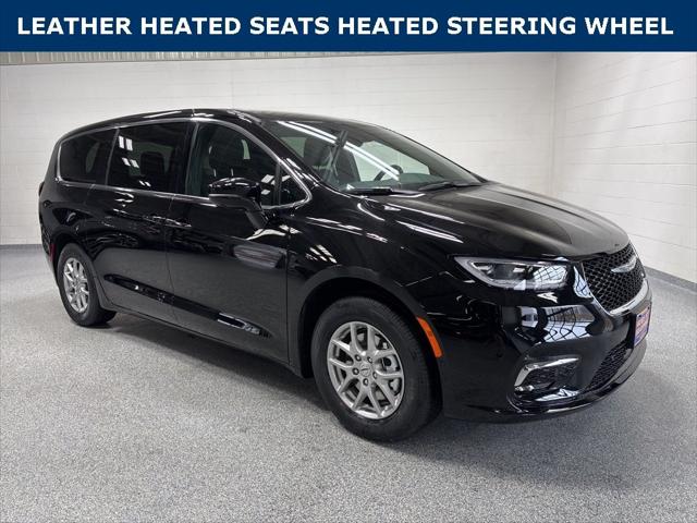 2025 Chrysler Pacifica PACIFICA SELECT