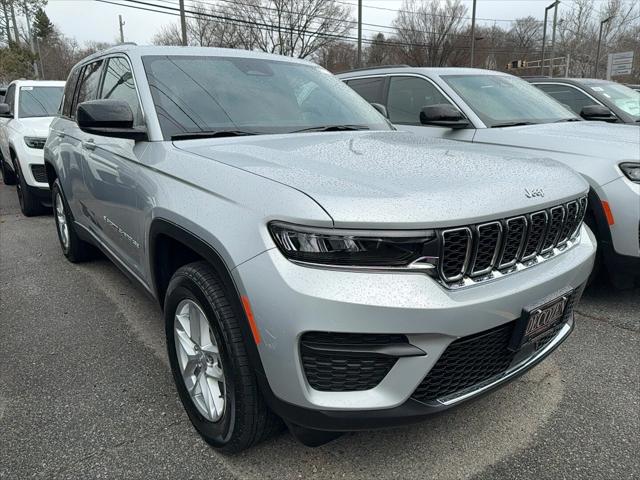 2025 Jeep Grand Cherokee GRAND CHEROKEE LAREDO X 4X4