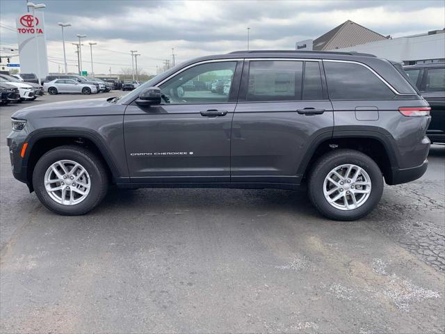 2025 Jeep Grand Cherokee GRAND CHEROKEE LAREDO X 4X4