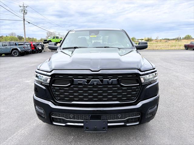 2025 RAM Ram 1500 RAM 1500 TRADESMAN QUAD CAB 4X4 64 BOX