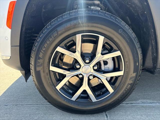 2025 Jeep Grand Cherokee GRAND CHEROKEE L LIMITED 4X2