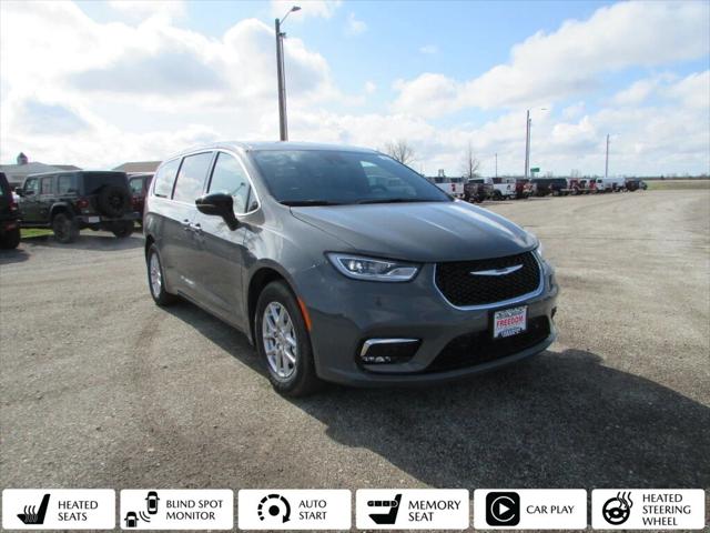 2025 Chrysler Pacifica PACIFICA SELECT