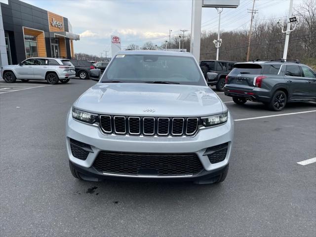 2025 Jeep Grand Cherokee GRAND CHEROKEE LAREDO X 4X4