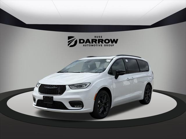 2025 Chrysler Pacifica PACIFICA LIMITED