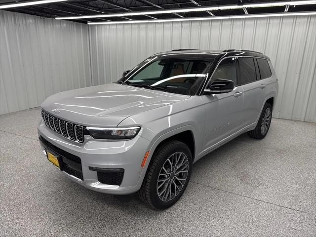 2025 Jeep Grand Cherokee GRAND CHEROKEE L SUMMIT RESERVE 4X4