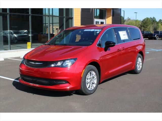 2025 Chrysler Voyager VOYAGER