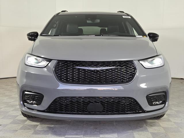 2025 Chrysler Pacifica PACIFICA LIMITED