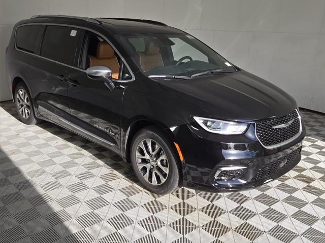 2025 Chrysler Pacifica Hybrid PACIFICA PLUG-IN HYBRID PINNACLE