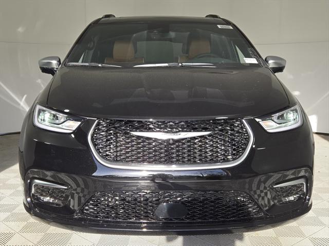 2025 Chrysler Pacifica Hybrid PACIFICA PLUG-IN HYBRID PINNACLE