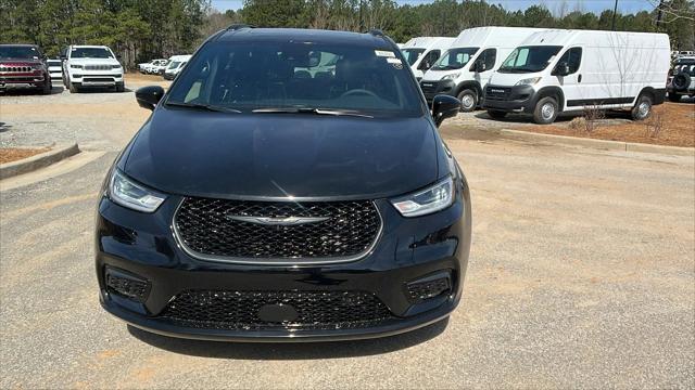 2025 Chrysler Pacifica Hybrid PACIFICA PLUG-IN HYBRID S APPEARANCE