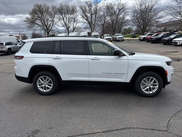 2025 Jeep Grand Cherokee GRAND CHEROKEE L LAREDO X 4X4