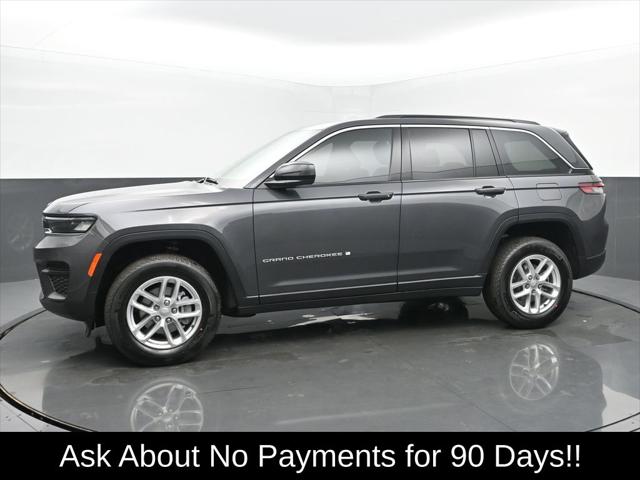 2025 Jeep Grand Cherokee GRAND CHEROKEE LAREDO X 4X4