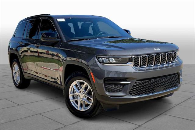 2025 Jeep Grand Cherokee GRAND CHEROKEE LAREDO X 4X4
