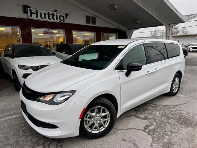 2025 Chrysler Voyager VOYAGER LX