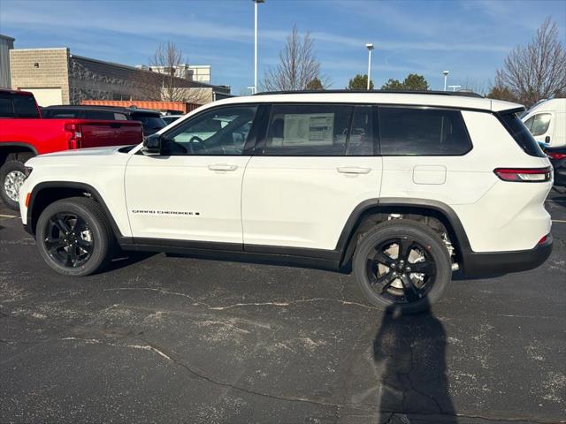2025 Jeep Grand Cherokee GRAND CHEROKEE L ALTITUDE X 4X4