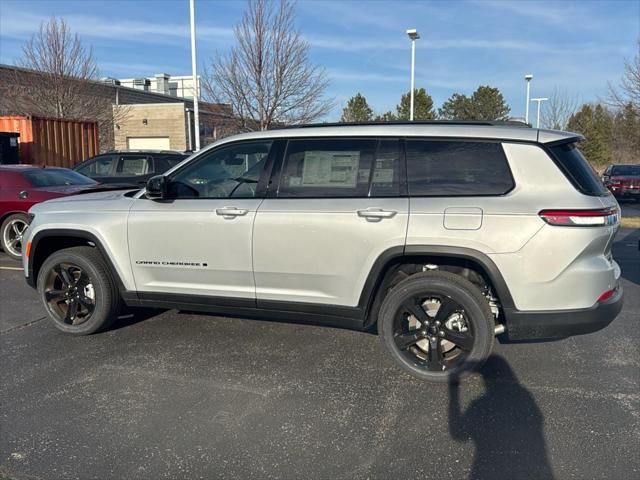2025 Jeep Grand Cherokee GRAND CHEROKEE L ALTITUDE X 4X4