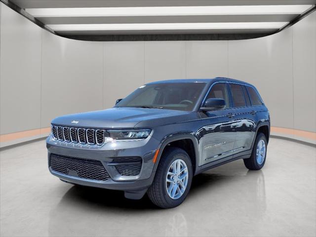 2025 Jeep Grand Cherokee GRAND CHEROKEE LAREDO X 4X2