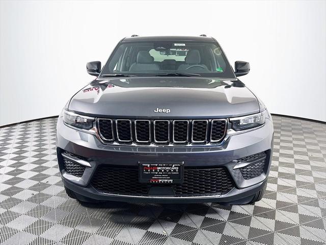 2025 Jeep Grand Cherokee GRAND CHEROKEE LAREDO X 4X4