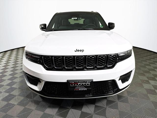 2025 Jeep Grand Cherokee GRAND CHEROKEE SUMMIT RESERVE 4X4