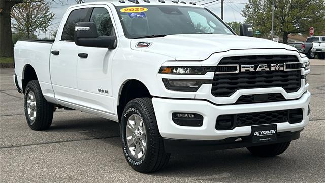 2025 RAM Ram 2500 RAM 2500 BIG HORN CREW CAB 4X4 64 BOX