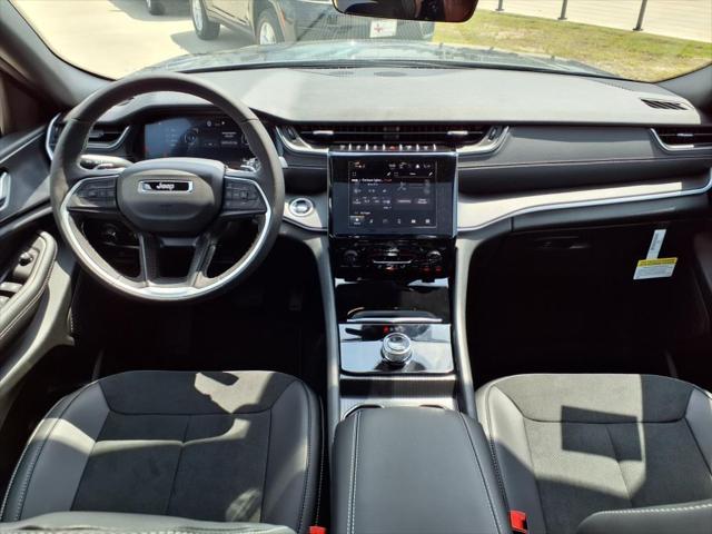 2025 Jeep Grand Cherokee GRAND CHEROKEE L ALTITUDE X 4X2