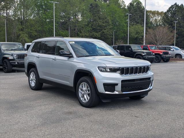 2025 Jeep Grand Cherokee GRAND CHEROKEE L LAREDO X 4X4