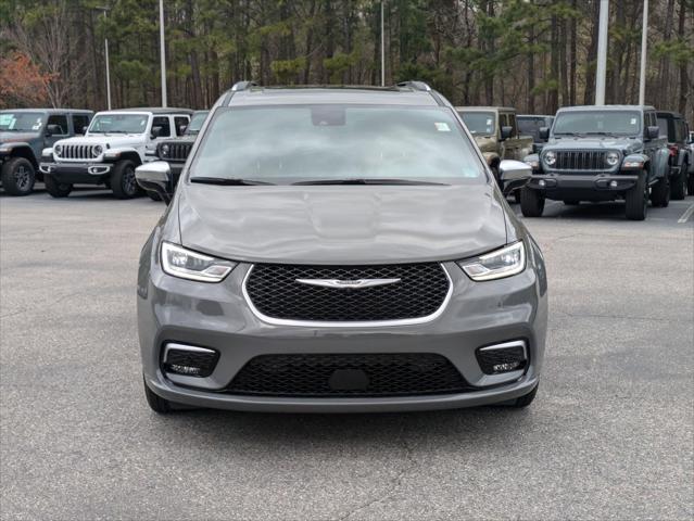 2025 Chrysler Pacifica Hybrid PACIFICA PLUG-IN HYBRID PINNACLE