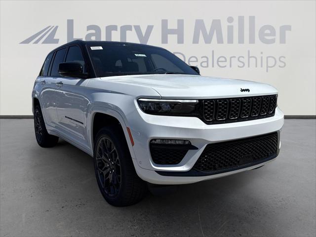 2025 Jeep Grand Cherokee GRAND CHEROKEE SUMMIT RESERVE 4X4