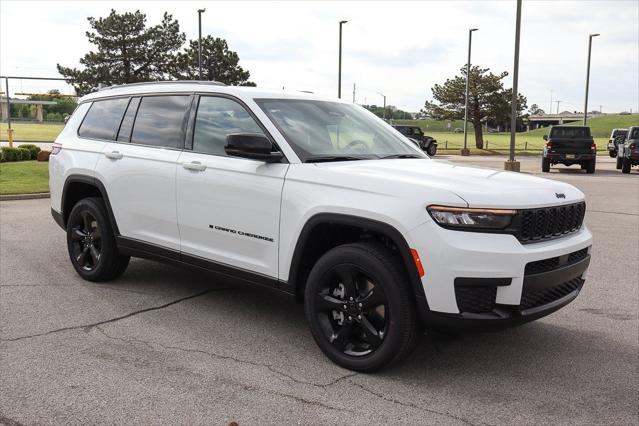 2025 Jeep Grand Cherokee GRAND CHEROKEE L ALTITUDE X 4X4