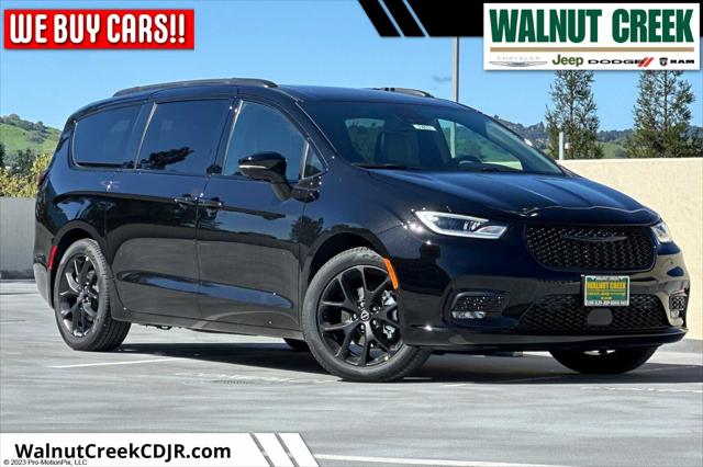 2025 Chrysler Pacifica PACIFICA LIMITED