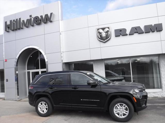 2025 Jeep Grand Cherokee GRAND CHEROKEE LAREDO 4X4