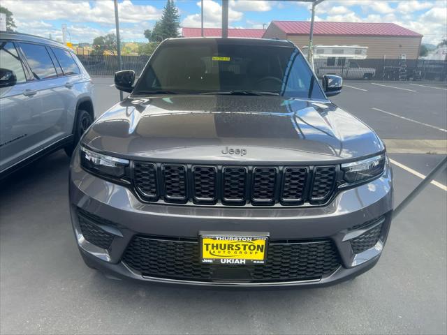 2025 Jeep Grand Cherokee GRAND CHEROKEE ALTITUDE 4X4