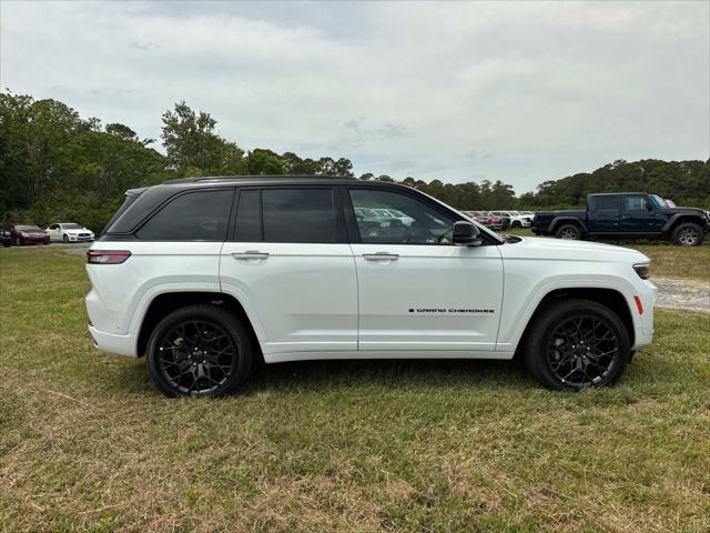 2025 Jeep Grand Cherokee GRAND CHEROKEE SUMMIT RESERVE 4X4