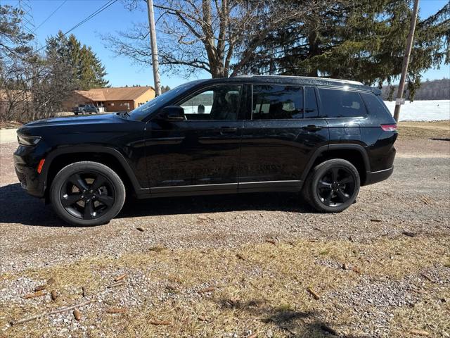 2022 Jeep Grand Cherokee L Altitude 4x4