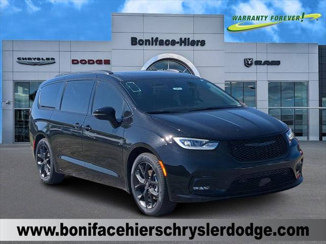 2025 Chrysler Pacifica PACIFICA LIMITED