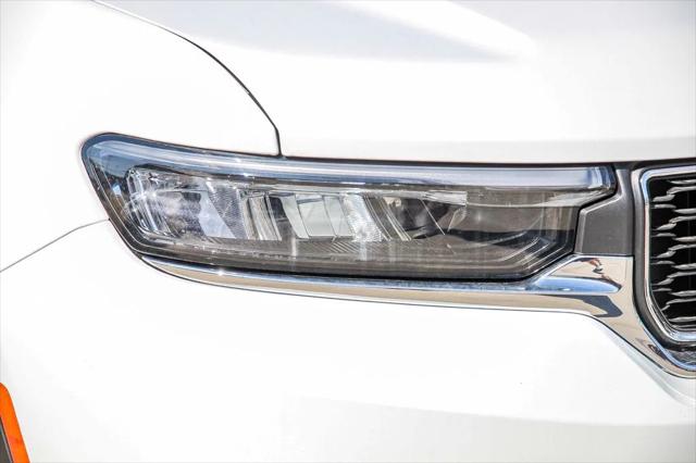 2025 Jeep Grand Cherokee GRAND CHEROKEE LAREDO X 4X2
