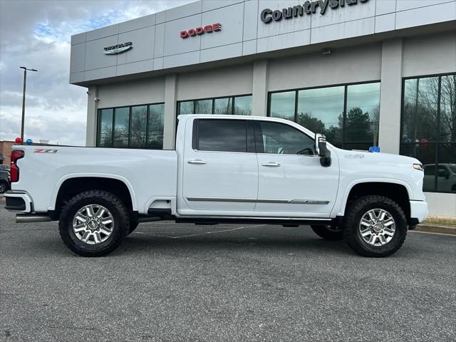 2025 Chevrolet Silverado 2500HD 4WD Crew Cab Standard Bed High Country