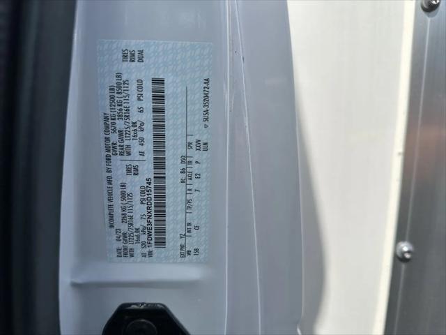 2024 Ford E-350 Cutaway Base